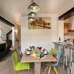 Maison Spacieuse & Calme A 9 Min De La Cite *