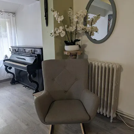 Maison Spacieuse & Calme A 9 Min De La Cite Holiday home *