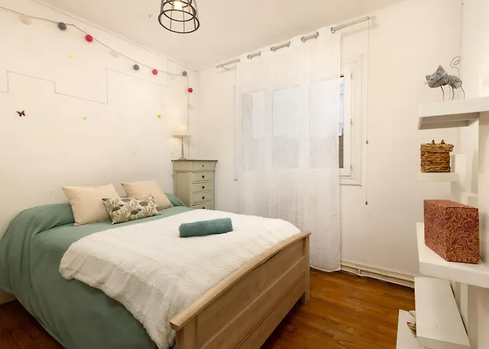 Maison Spacieuse & Calme A 9 Min De La Cite Feriehus